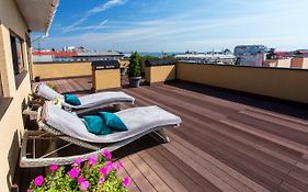 Uno Design Hotel